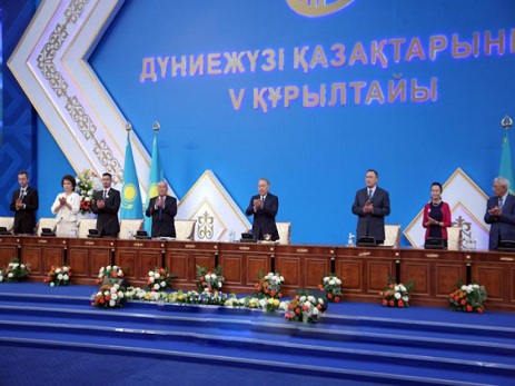 Nazarbayev: Latın əlifbasına keçiddə Azərbaycanın təcrübəsindən istifadə etmək lazımdır