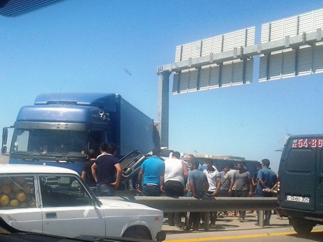 На трассе Баку – Газах произошло тяжелое ДТП, есть пострадавшие - ФОТО