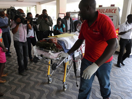 В Кении при наезде грузовика на бомбу погибли восемь человек