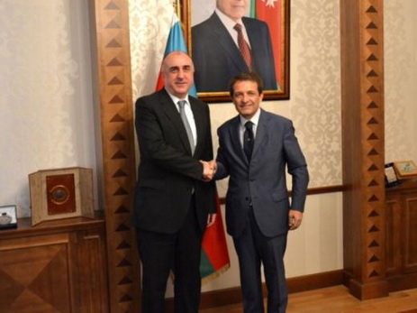 Эльмар Мамедъяров попрощался с послом Италии Джампаоло Кутильо
