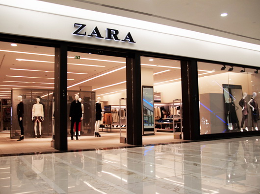 Продавец магазина ZARA в Баку не стал обслуживать арабскую женщину из-за нелюбви к арабам и ИГИЛ