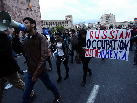 Союзница по вызову: в Ереване недовольны потребительским отношением России к Армении