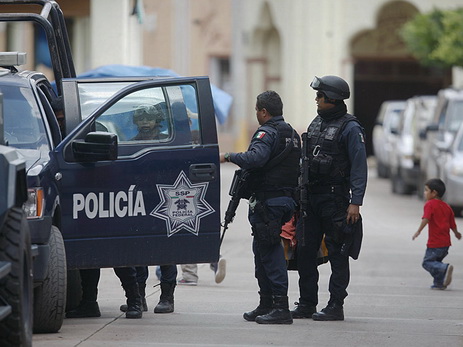 В Мексике вспыхнули беспорядки после уничтожения главаря наркокартеля