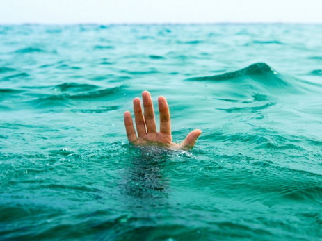 В Агсу два малолетних ребенка утонули в канале