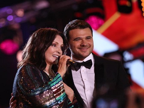 Emin Ağalarov Sofiya Rotaro ilə duet oxudu - FOTO