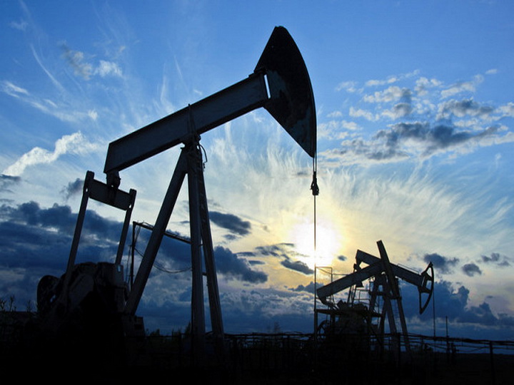 Мировые цены на нефть перешли к падению