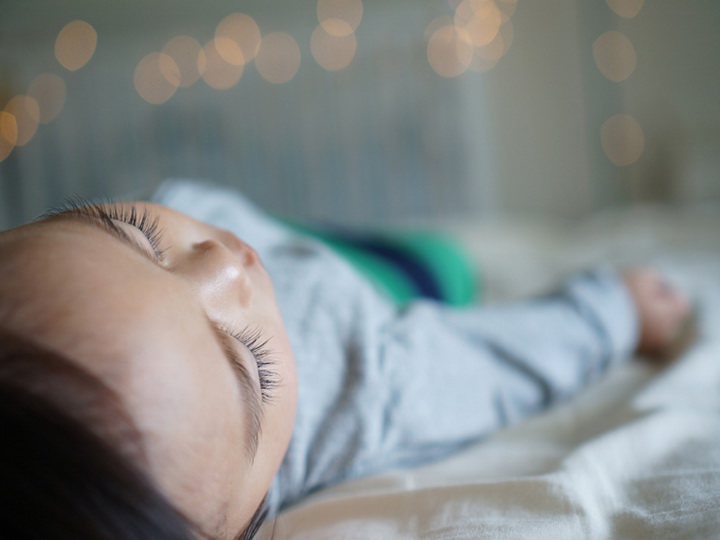 Часовой недосып повышает риск развития диабета у детей