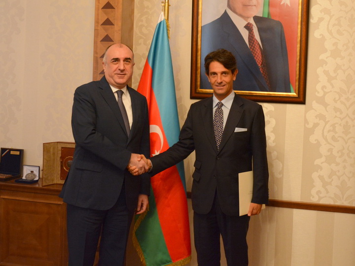 Новый посол Италии вручил главе МИД Азербайджана копии верительных грамот - ФОТО
