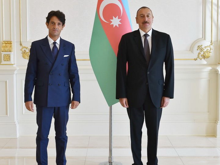Президент Ильхам Алиев принял верительные грамоты новоназначенного посла Италии – ФОТО