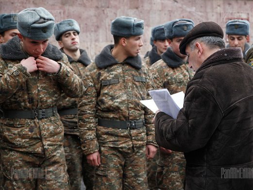 На оккупированных территориях Азербайджана армянский военнослужащий был зверски избит сослуживцами