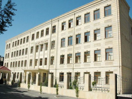 Управление образования Баку об увольнении директора бакинского школьно-лицейного комплекса