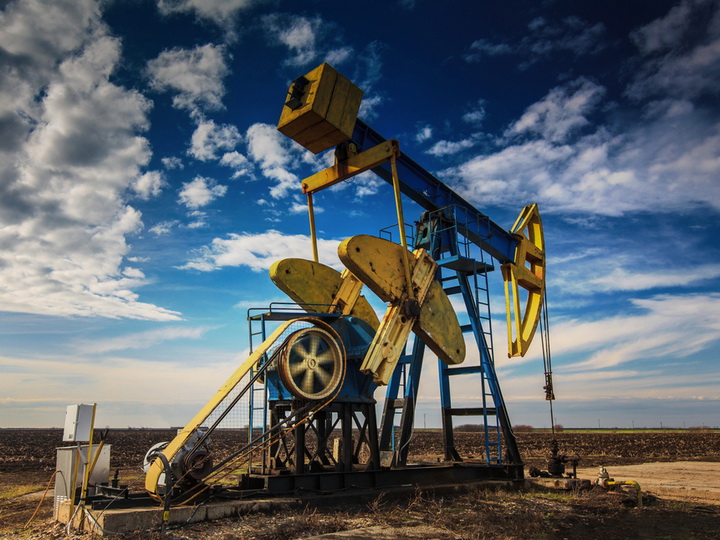 Цена на нефть WTI рухнула более чем на 3%