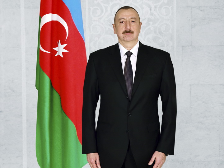 Президент Азербайджана поздравил президента Буркина-Фасо