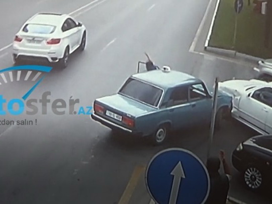 «Под чужое похмелье»: Курьезное ДТП в Баку – ВИДЕО