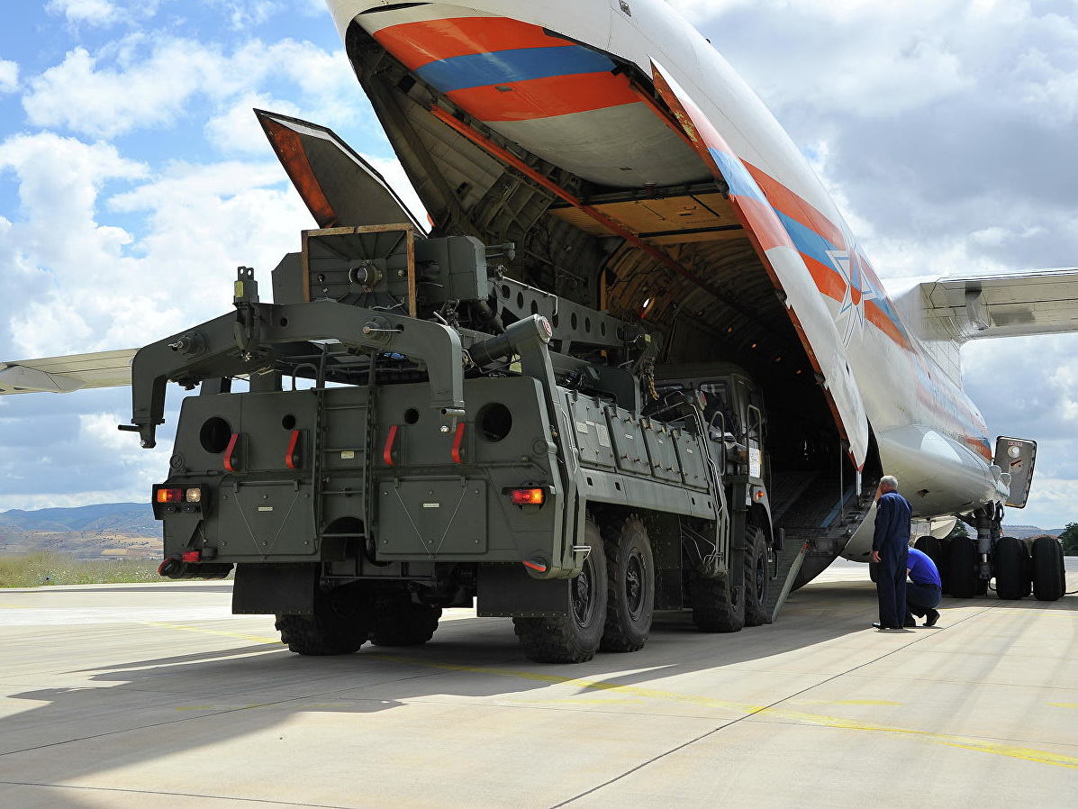 Эрдоган назвал сделку по С-400 важнейшей в истории Турции