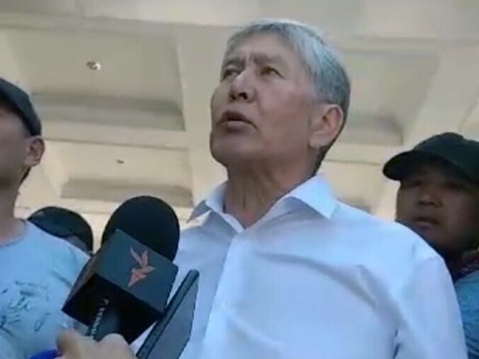 Экс-президента Кыргызстана арестовали до 26 августа ФОТО - ВИДЕО - ОБНОВЛЕНО