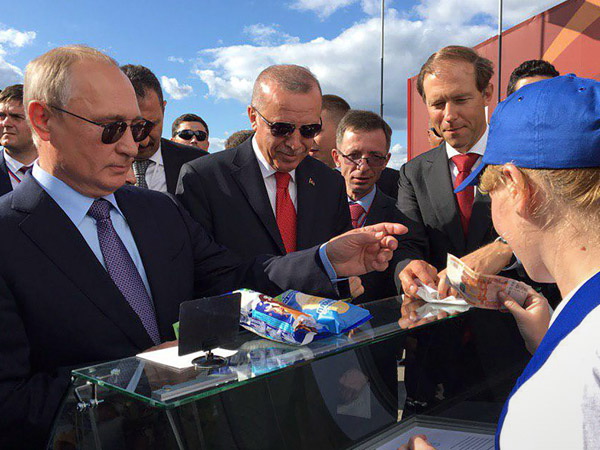 Путин хотел передать сдачу от мороженого для Эрдогана на развитие авиации - ВИДЕО
