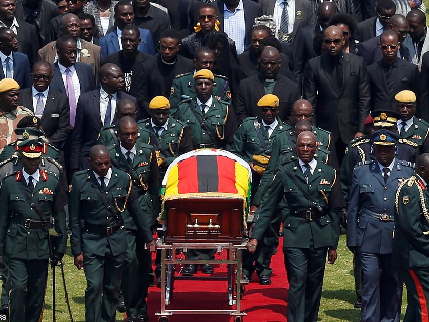 В Зимбабве прошли похороны Роберта Мугабе - ФОТО