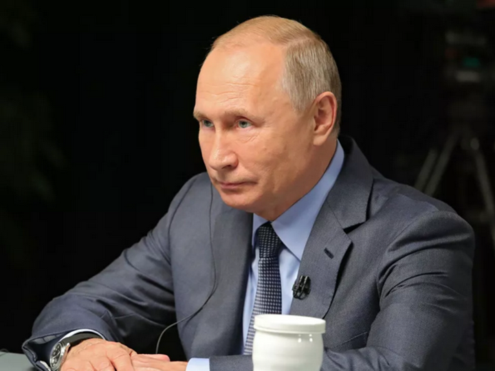 Путин считает, что Ленин «заложил мину» под государственность России