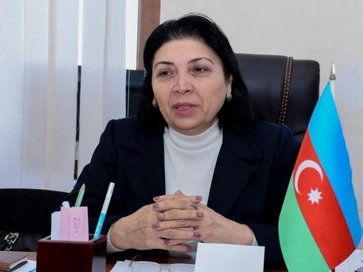 Саялы Садыгова: Азербайджанцы не могут называть своих детей русскими именами