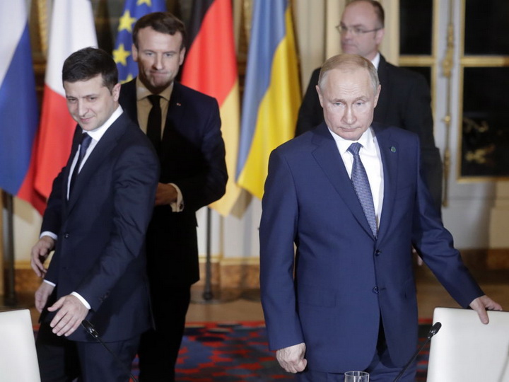 Первая встреча. О чем договорились и в чем не нашли согласия Путин и Зеленский