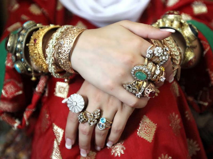 В Баку невестка потребовала у свекрови возвращения приданого