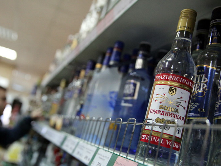 В Азербайджане повышены акцизы на импортный алкоголь