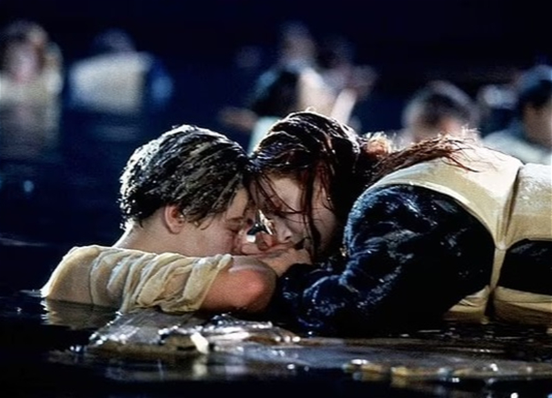 Дверь из фильма Титаник продали на аукционе за рекордную сумму