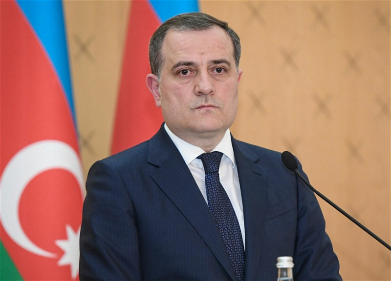 Глава МИД Азербайджана отбыл с рабочим визитом в Узбекистан