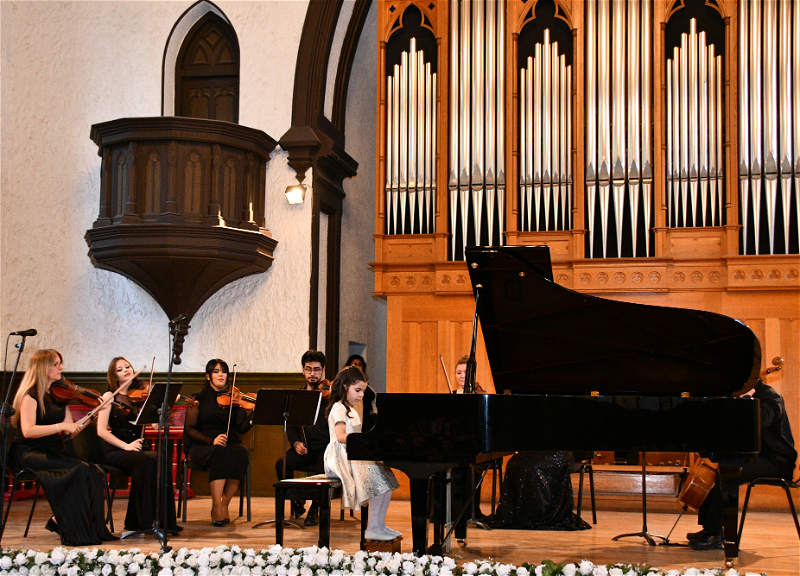 В Баку состоялся концерт в рамках проекта «Поддержка молодежи» - ФОТО