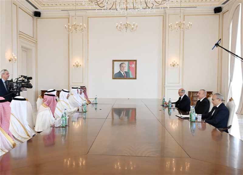 Президент Ильхам Алиев принял министра энергетики Саудовской Аравии - ФОТО