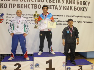 Азербайджанский кикбоксер Рамиль Гасанов стал 2-кратным чемпионом мира