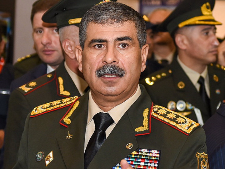 Начался официальный визит министра обороны Азербайджана в Грузию